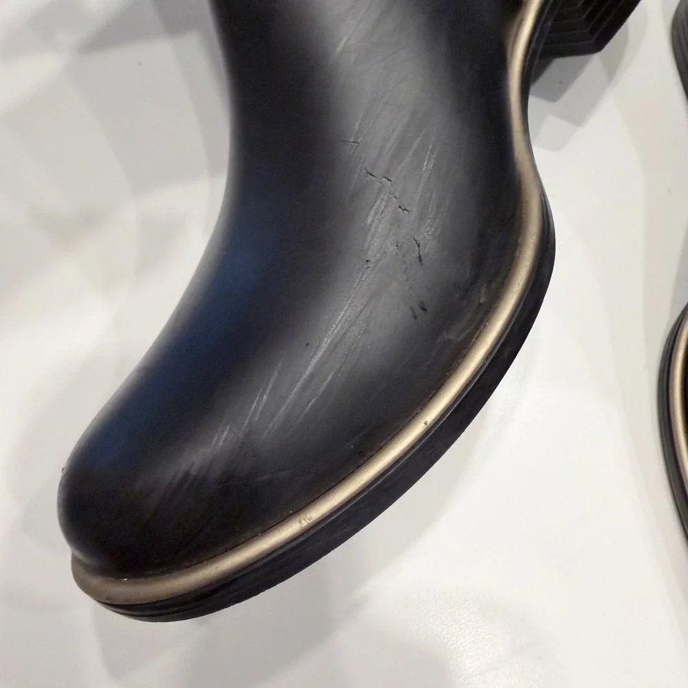 Kate Spade Sedgewick Black Rubber Bow Chelsea Rain Boots W 7 Matte Gold Trim